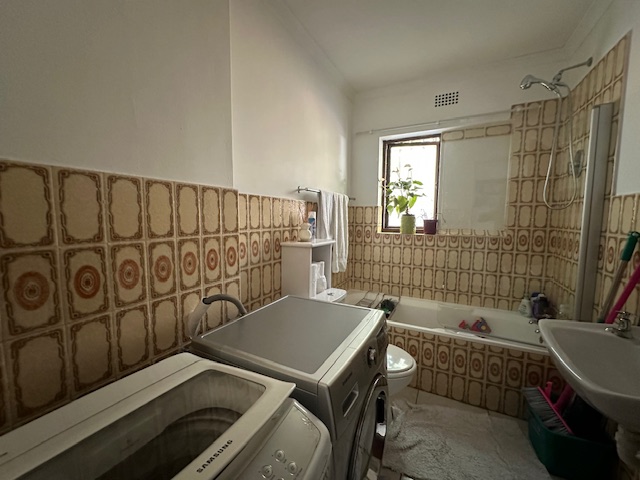 To Let 3 Bedroom Property for Rent in Wynberg Western Cape